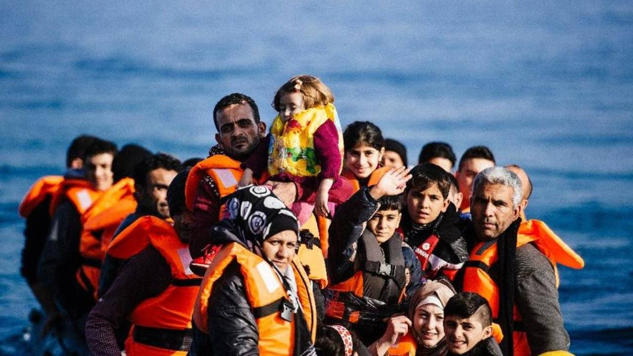 AB sınır koruma ajansı Frontex'ten Yunanistan'a göçmen tepkisi