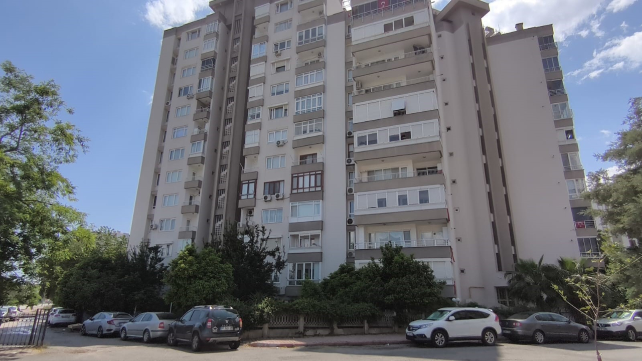 Antalya’da korkunç trajedi! 17 yaşındaki kızı öldürüp intihar etti