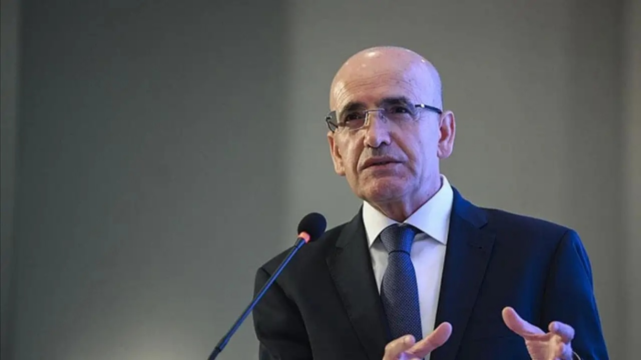 Bakan Şimşek’ten enflasyon açıklaması! Yıllık beklentiler iyileşti