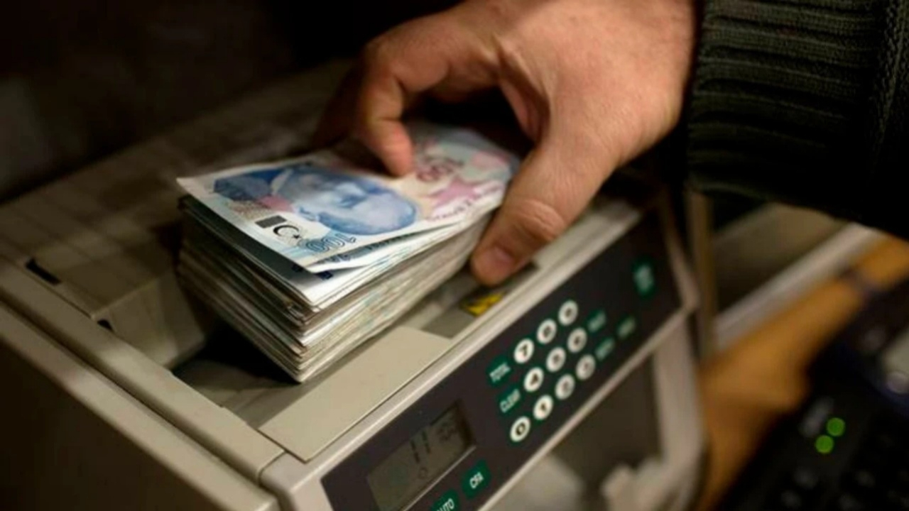 KKM’de düşüş sürüyor! Bakiye 706,6 milyar TL’ye geriledi
