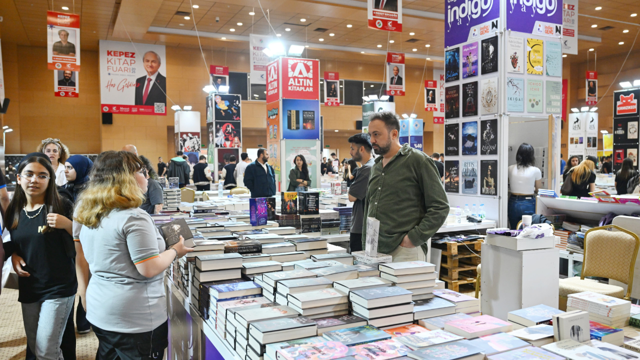 6. Kepez Kitap Fuarı başladı, 4 Mayıs'a kadar gezilebilecek