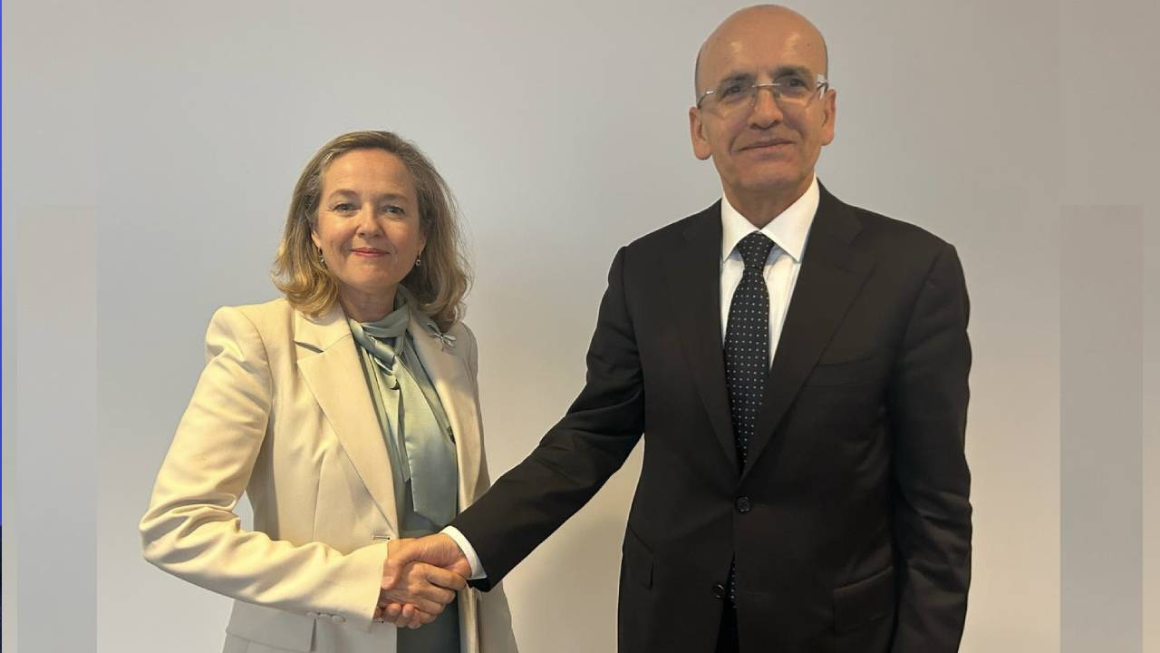 Mehmet Şimşek: 41 milyar dolar proje finansmanı sağlamayı öngörüyoruz