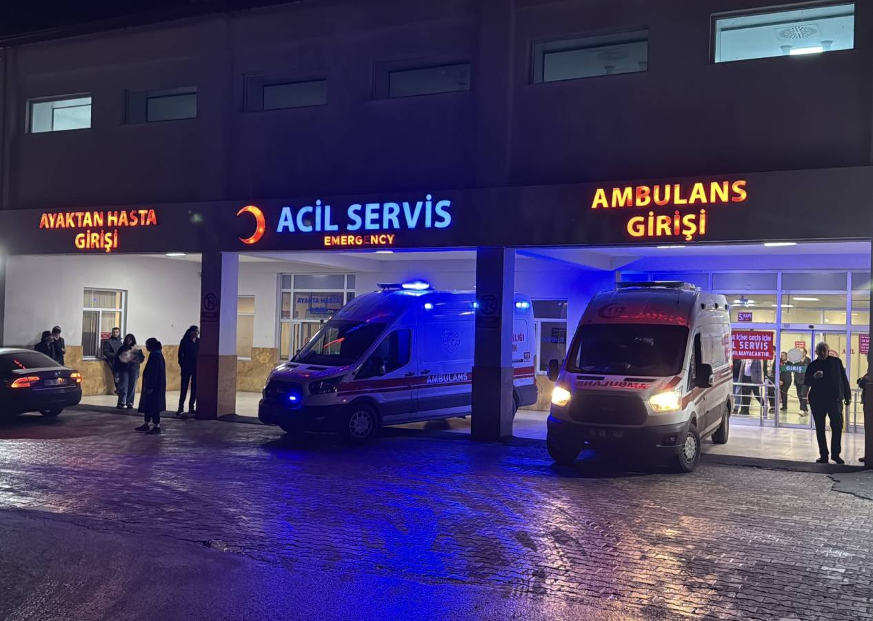 Sivas’ta yurtta kalan 53 öğrenci gıda zehirlenmesi şüphesiyle hastaneye başvurdu