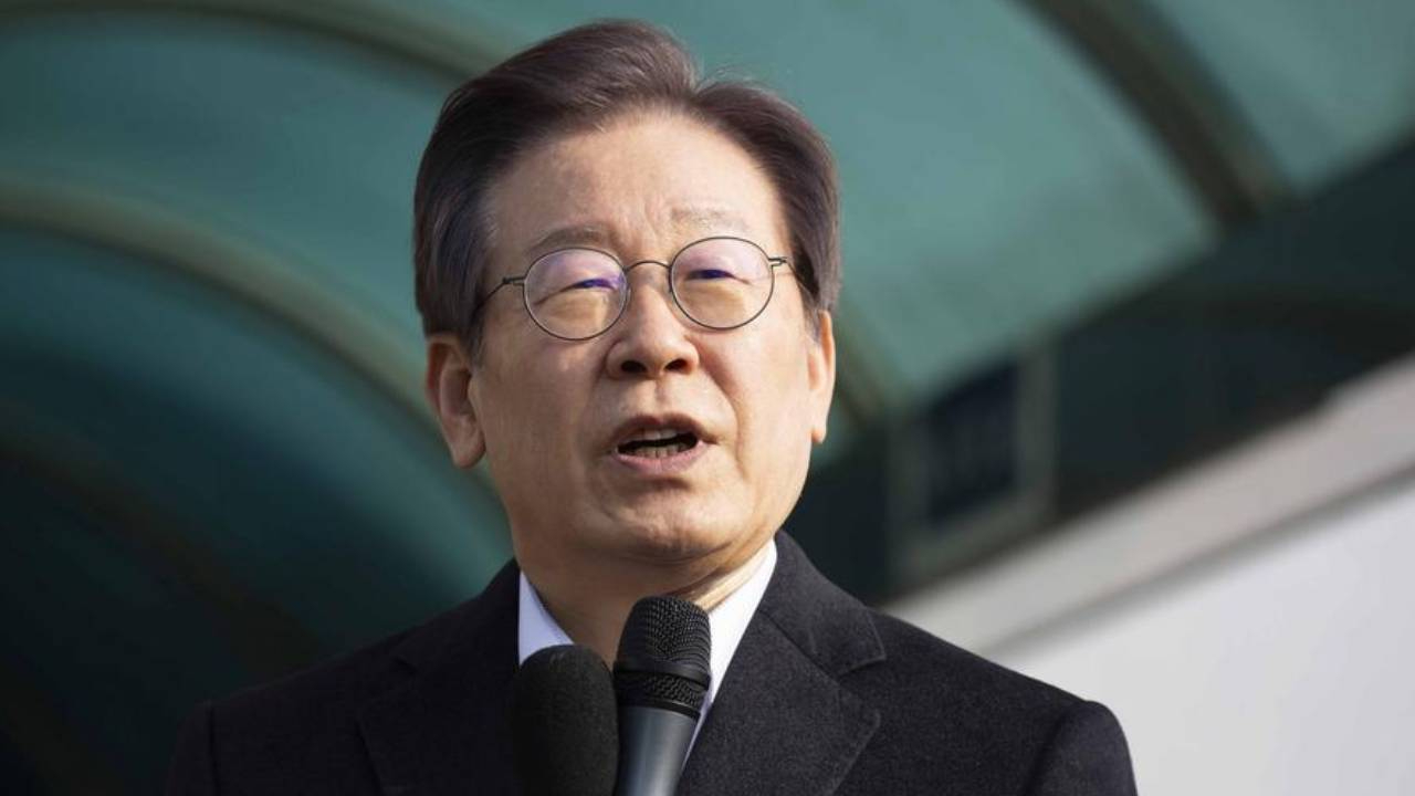 Güney Kore'de Lee Jae-myung’u ana muhalefetteki Demokratik Parti'nin başkan adayı oldu