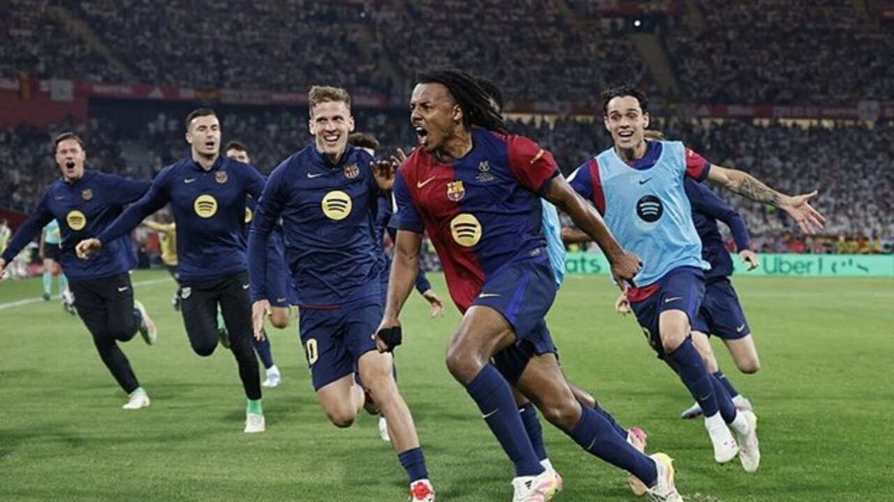 Barcelona Real Madrid'i yıktı, uzatmalarda Kral Kupası'na uzandı (Barcelona 3 - 2 Real Madrid | Finalin özeti)