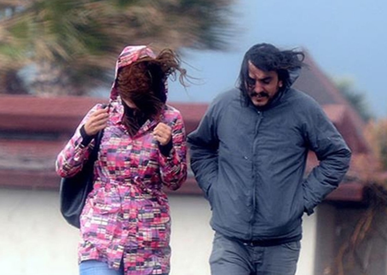 Meteorolojiden İstanbul dahil 13 il için fırtına uyarısı! Kuvvetli yağış ve soğuk hava birçok kentte etkili olacak