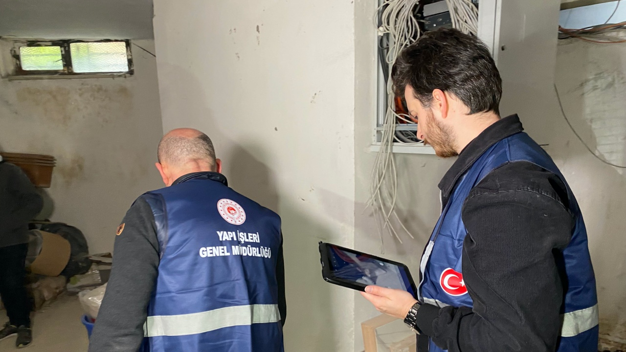 İstanbul’da deprem sonrası hasar tespit seferberliği! İncelemeler devam ediyor