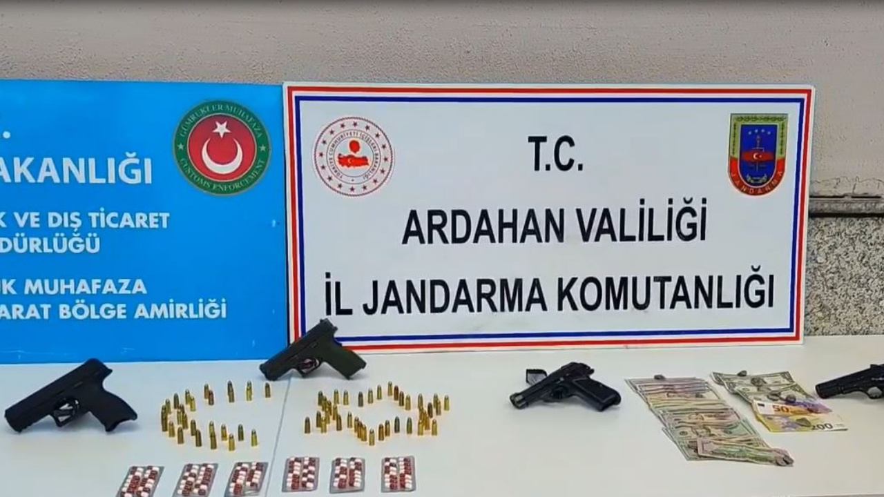 Ardahan’da jandarmadan büyük darbe! Kaçakçılık operasyonunda 3 tutuklama