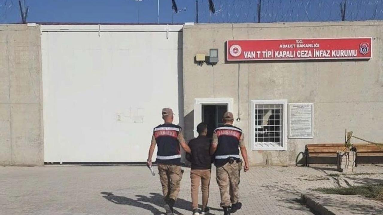 Van’da adaletten kaçış yok! 7 yıl 6 ay hapis cezalı şahıs Muradiye’de yakalandı