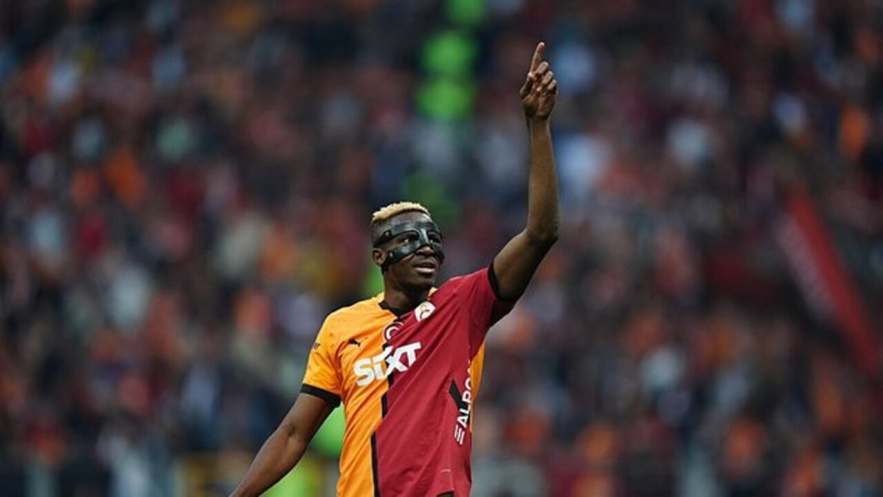 Victor Osimhen'den ayrılık sinyali: Hayat boyu hatırlayacağım bir sezon oluyor benim için