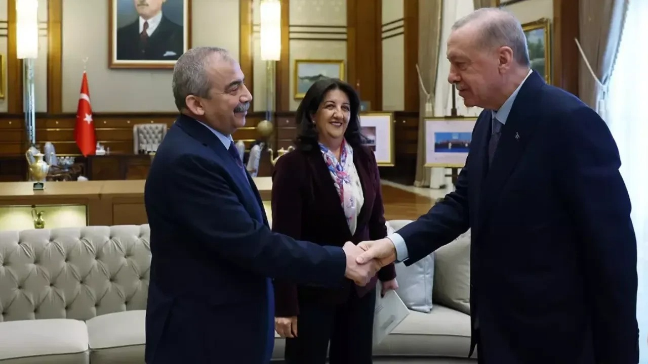 Cumhurbaşkanı Erdoğan'dan Sırrı Süreyya için tazıye:  'Terörsüz Türkiye' ideali hepimizin hedefi!"