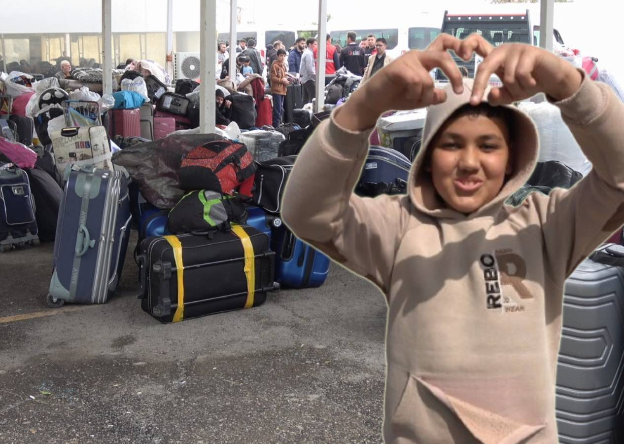 Suriyeli mültecilerin Öncüpınar Gümrük Kapısı'nda eve dönüş telaşı; teşekkür edip gittiler