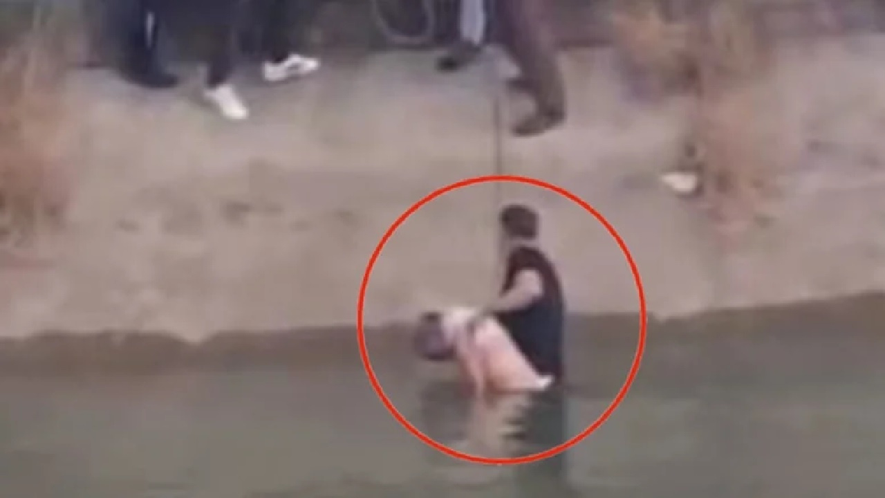 Adana'da sulama kanalında hareketsiz duran kişiyi çevredekiler kurtardı; Durumu ağır...
