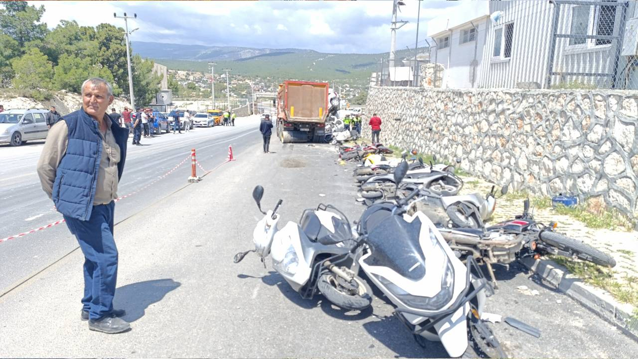 Silifke'de yoldan çıkan kamyon dehşet saçtı, 13 motosiklet, 2 otomobil pert