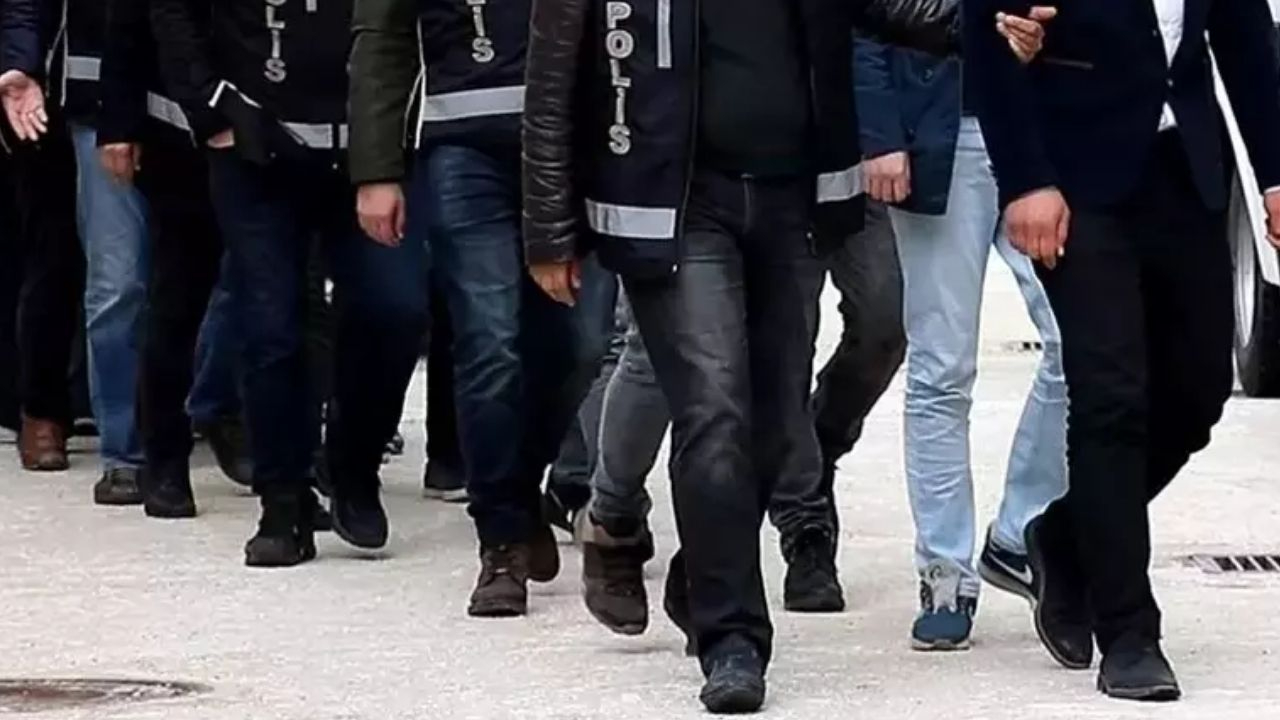 EGM: 1 Mayıs'ts izinsiz gösterilerde 418 kişi gözaltına alındı