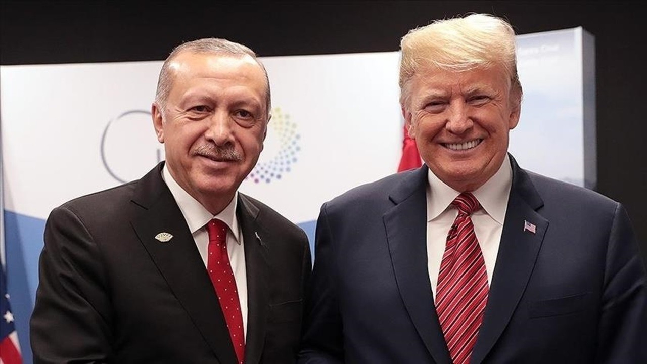 Cumhurbaşkanı Erdoğan ile Trump arasında kritik görüşme: Türkiye-ABD ilişkilerinde yeni sayfa sinyali
