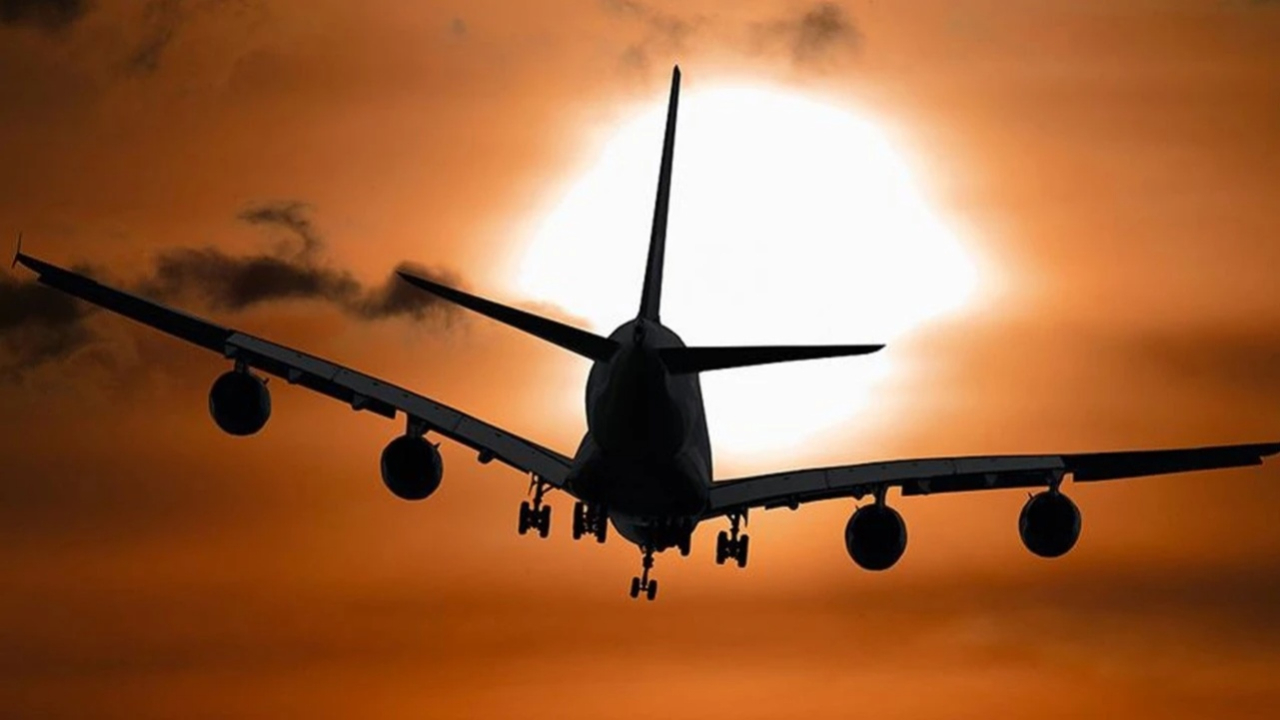 Çin’de hava yolu şirketi JoyAir borç krizi nedeniyle tüm uçuşlarını durdurdu