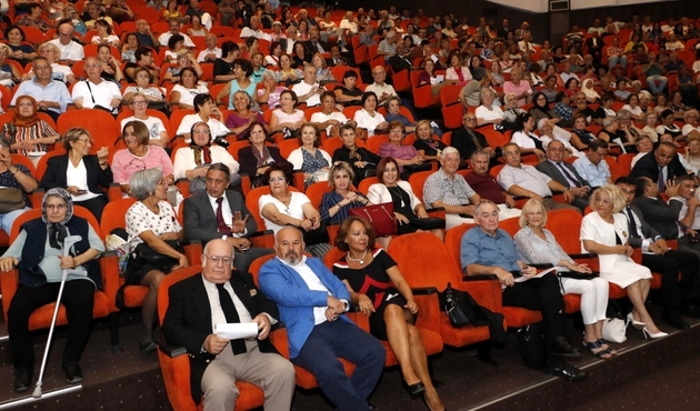 60'lık öğrenciler ders başı yaptı...