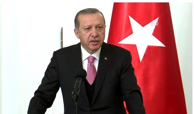 Erdoğan'dan Polonya'da AB'ye mesaj!