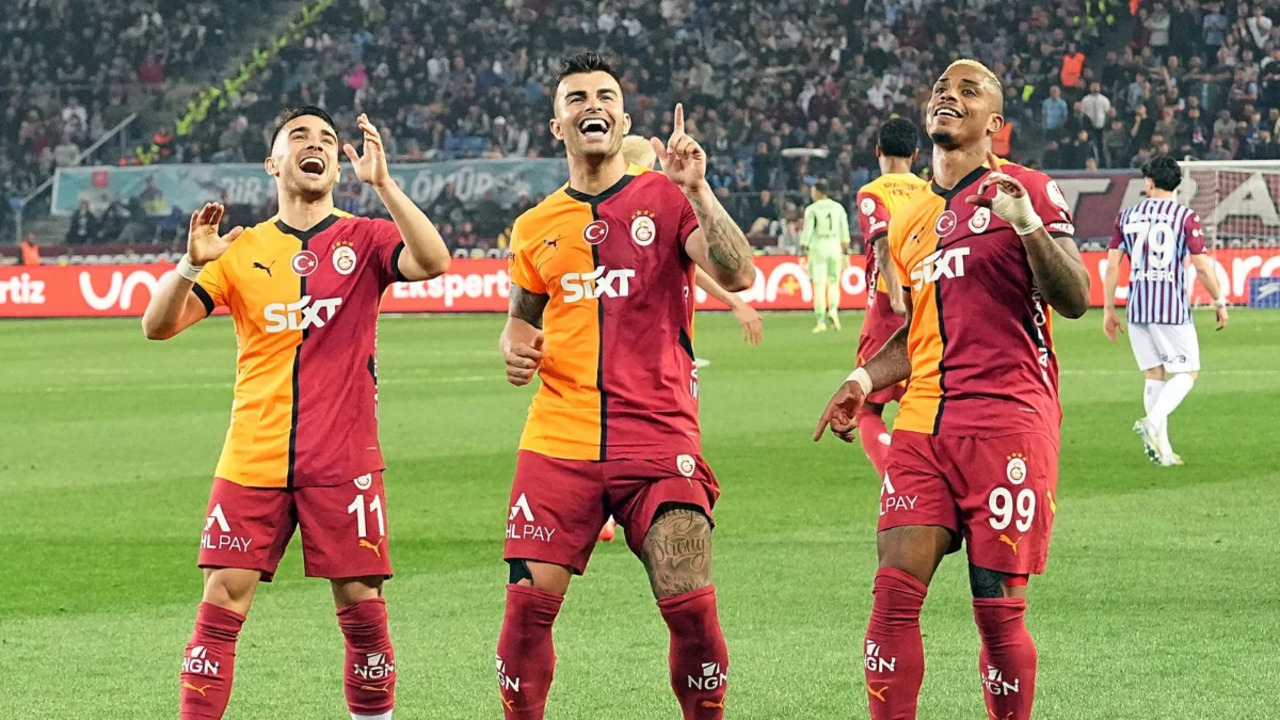 Galatasaray Trabzon'da kazandı, şampiyonluğa bir adım daha yaklaştı (Trabzonspor 0 - 2 Galatasaray | Maçın özeti)
