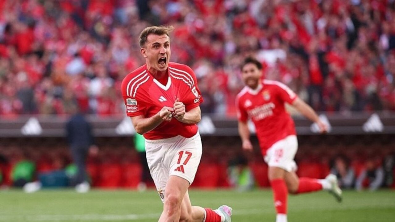 Kerem Aktürkoğlu attı, Benfica'nın şampiyonluk umutlarını son haftaya taşıdı (Benfica 1 - 1 Sporting | Maçın sonucu)