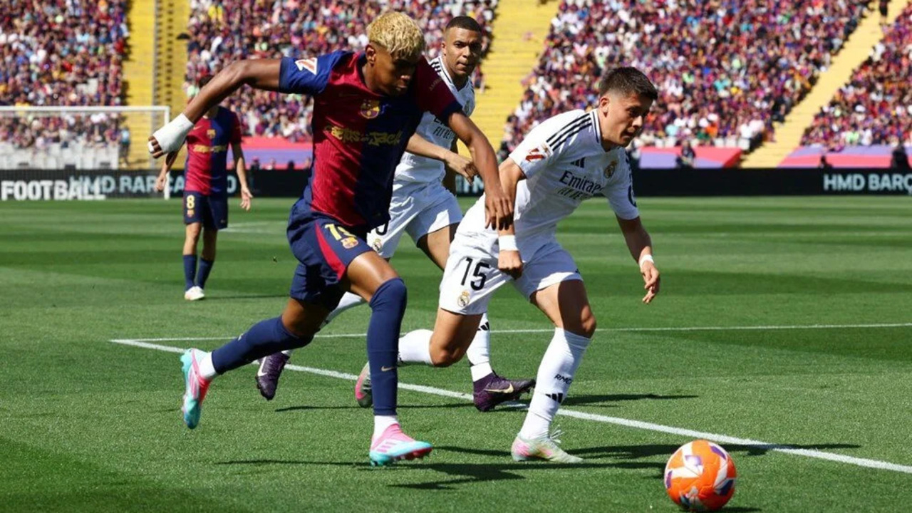 El Clasico nefesleri kesti, Barcelona Real Madrid'i 4 golle geçti (Barcelona 4 - 3 Real Madrid | Maçın özeti)