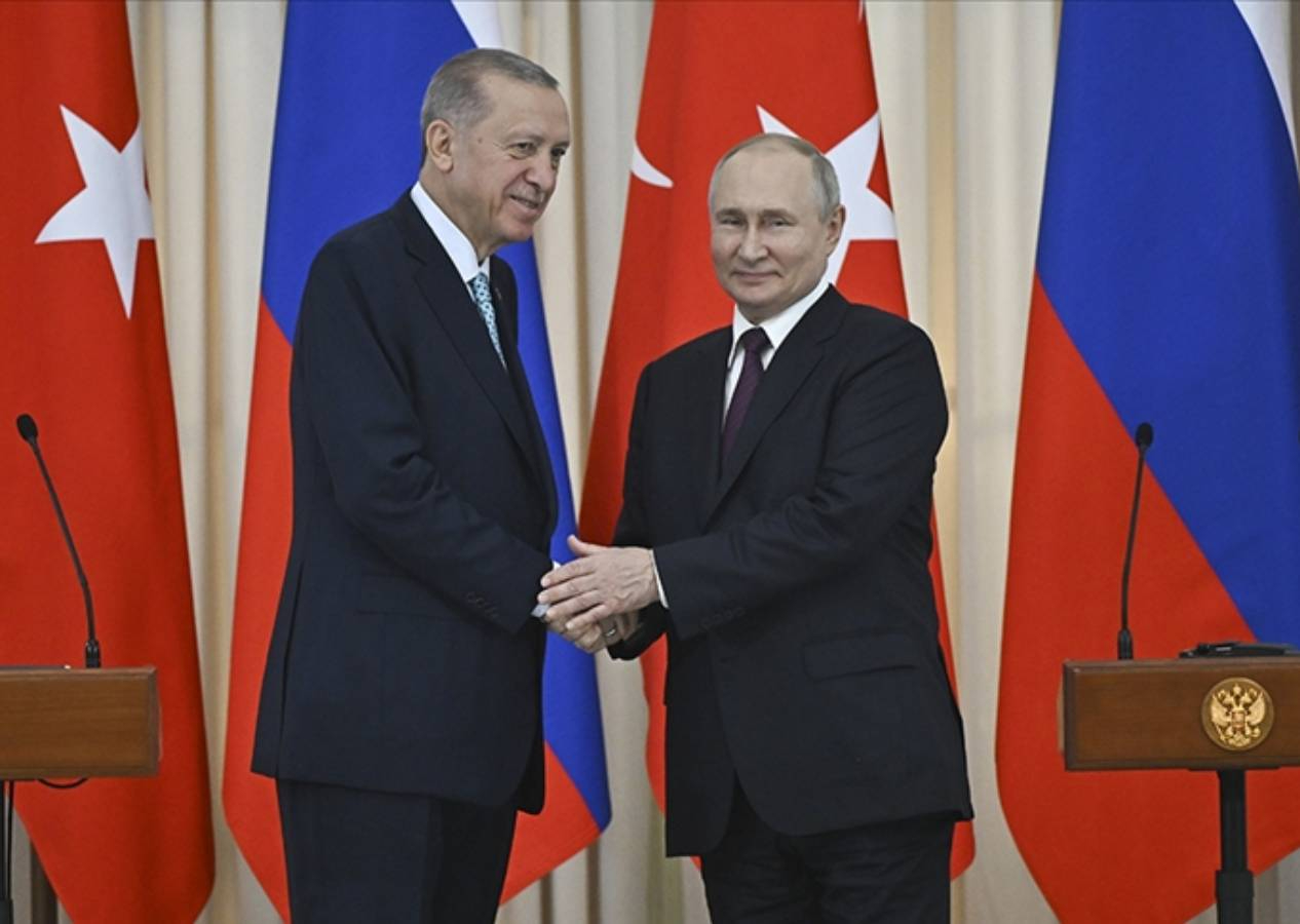 Cumhurbaşkanı Erdoğan, Putin ile telefonda görüştü! İstanbul'da Ukrayna-Rusya ateşkesi