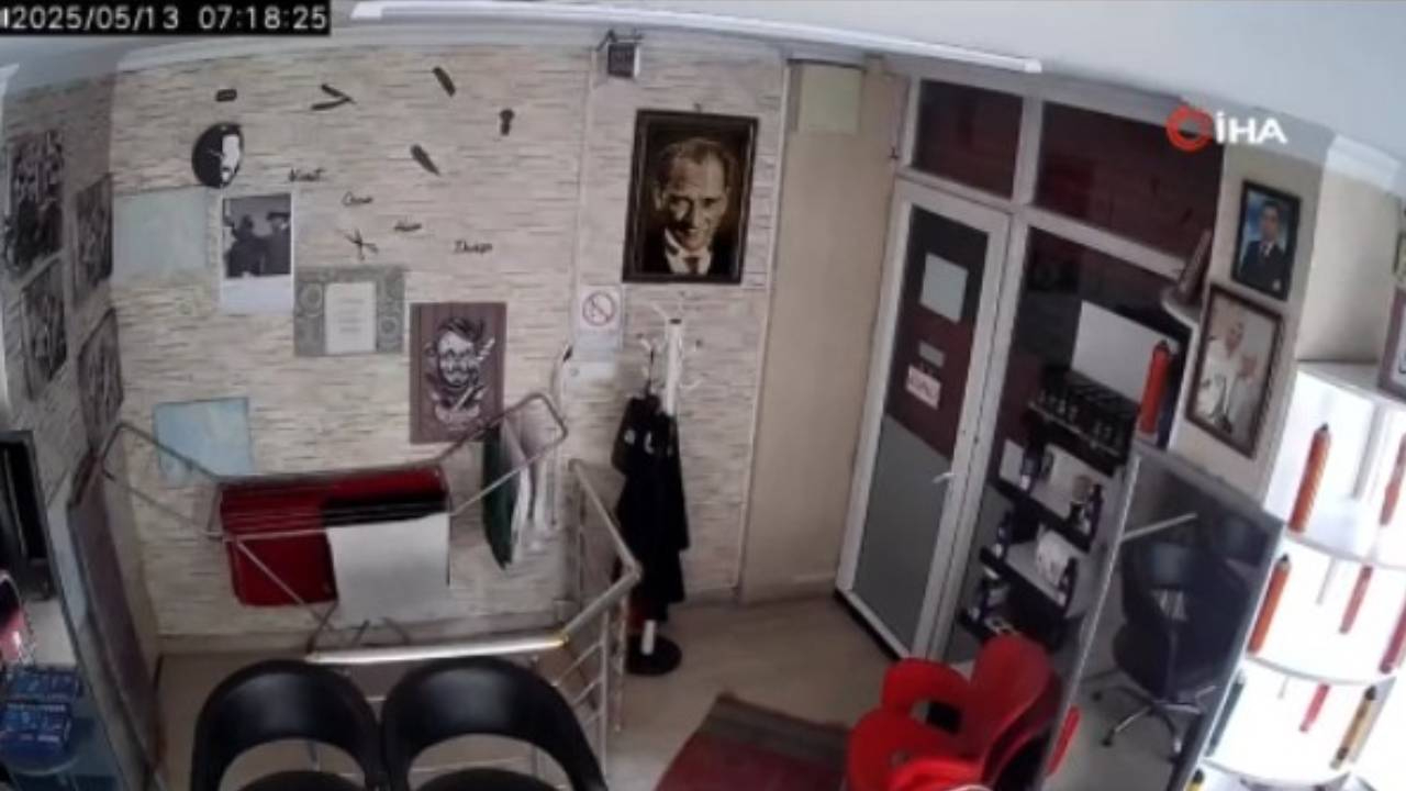Büyükçekmece fena sallandı! Deprem anı güvenlik kamerasında