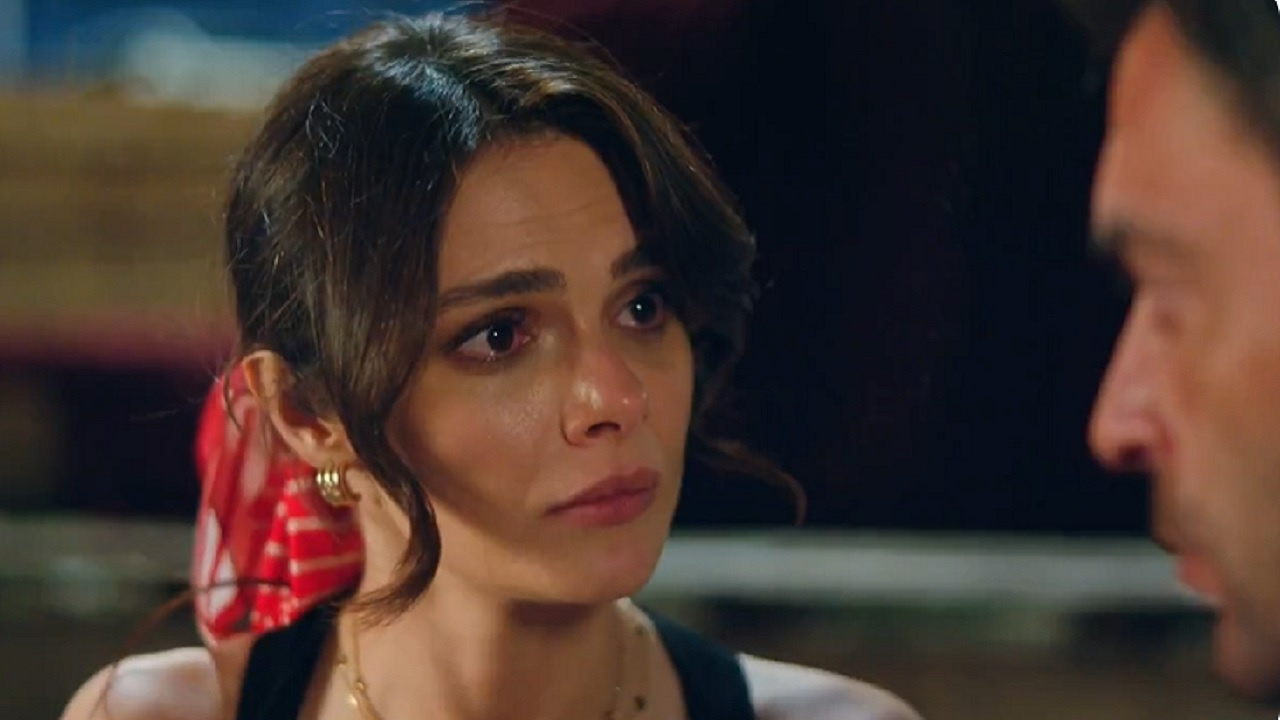 Uzak Şehir'den nefes kesen fragman! Alya: "Yaşarken söylemek lazımmış Cihan, seviyorum demek lazımmış"