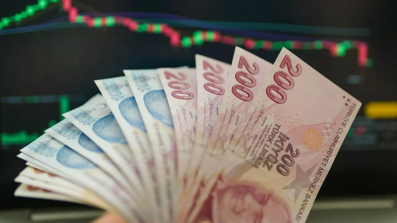 Emekliye rekor promosyon! Resmen yarışa girdiler! 27 bin TL'ye varan ödeme! Hangi banka ne kadar promosyon ödüyor? İşte tam liste!