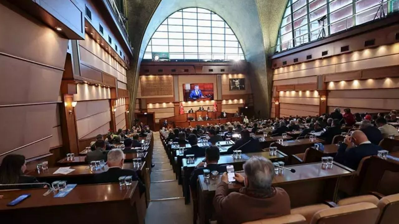 İSKİ’ye soru yağmuru! AK Parti’li üyelerden İmamoğlu’na su ve fatura eleştirisi