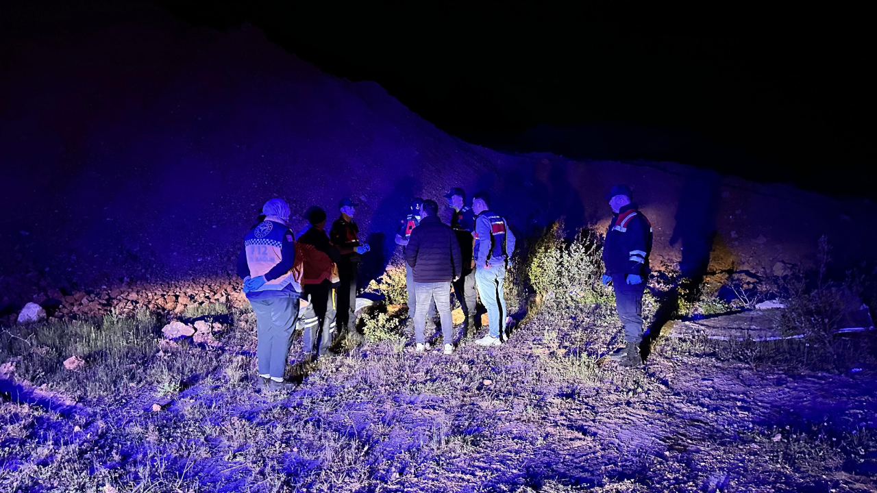İznik'te kaçak kazı yapan definecilerin üzerine toprak çöktü: 1 ölü