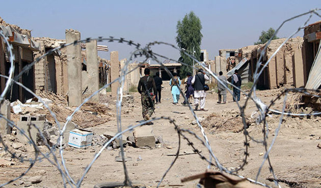 Afganistan’da askeri üsse saldırı! 40'tan fazla ölü var...