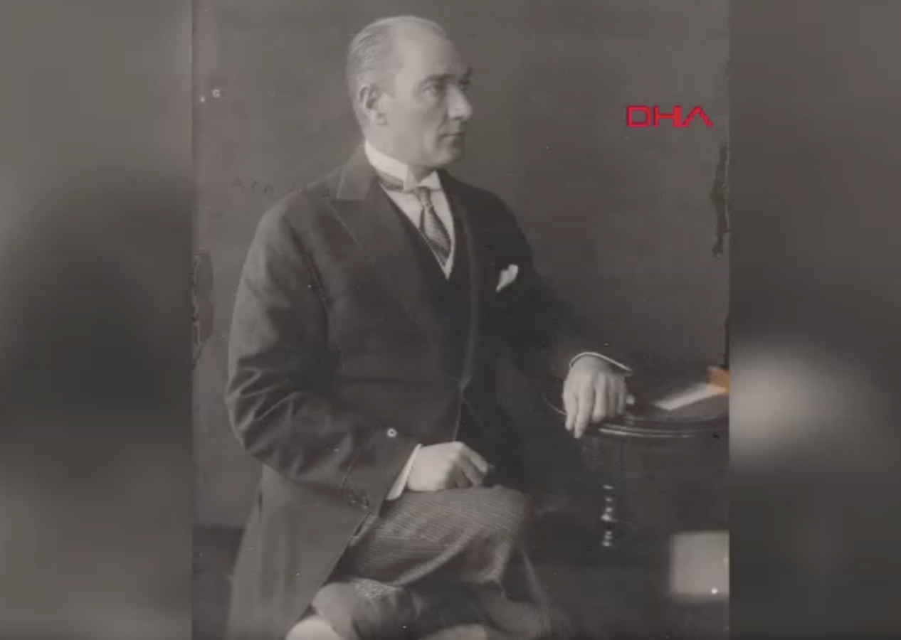 Atatürk’ün bilinmeyen video görüntüsü 1950’lerin belgeselinden çıktı! 46 yaşında, İstanbul’da…