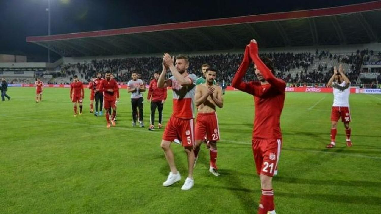 20 Yıllık Süper Lig serüveni sona erdi! Sivasspor'dan hüzünlü veda