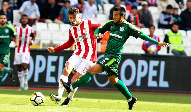 Sivasspor Bursaspor maçında ligde bir ilk yaşandı!