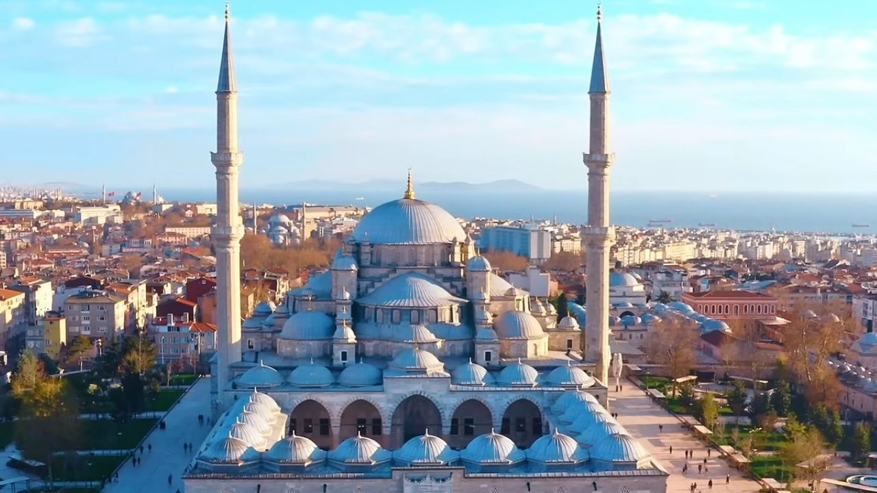 Fatih Camii Mimarı Kimdir? Mimar Sinan ile Mimar Atik Sinan Aynı Kişi mi?