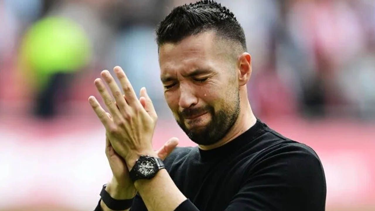 9 puan öndeyken şampiyonluğu kaptırmıştı! Ajax'ta Francesco Farioli ile yollar ayrıldı