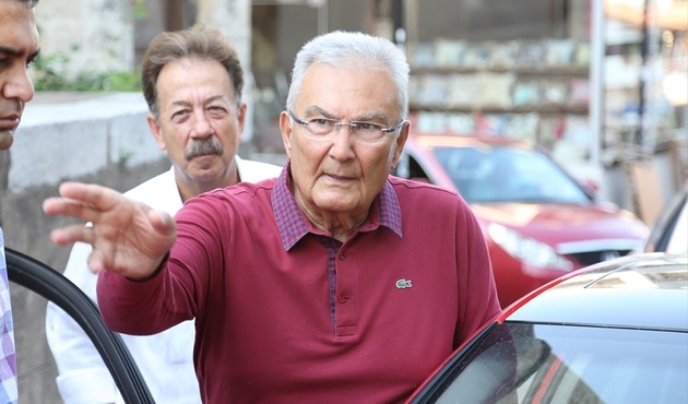 Deniz Baykal için kritik 72 saat atlatıldı!