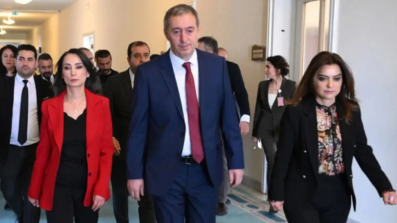 İmralı ziyareti sonrası DEM Parti siyaset turunda! İlk durak DEVA, sırada CHP ve Saadet var…