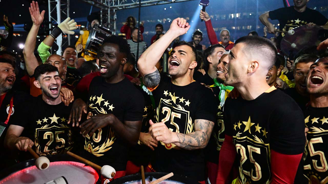 Galatasaray'ın rakibi Bayern Münih!