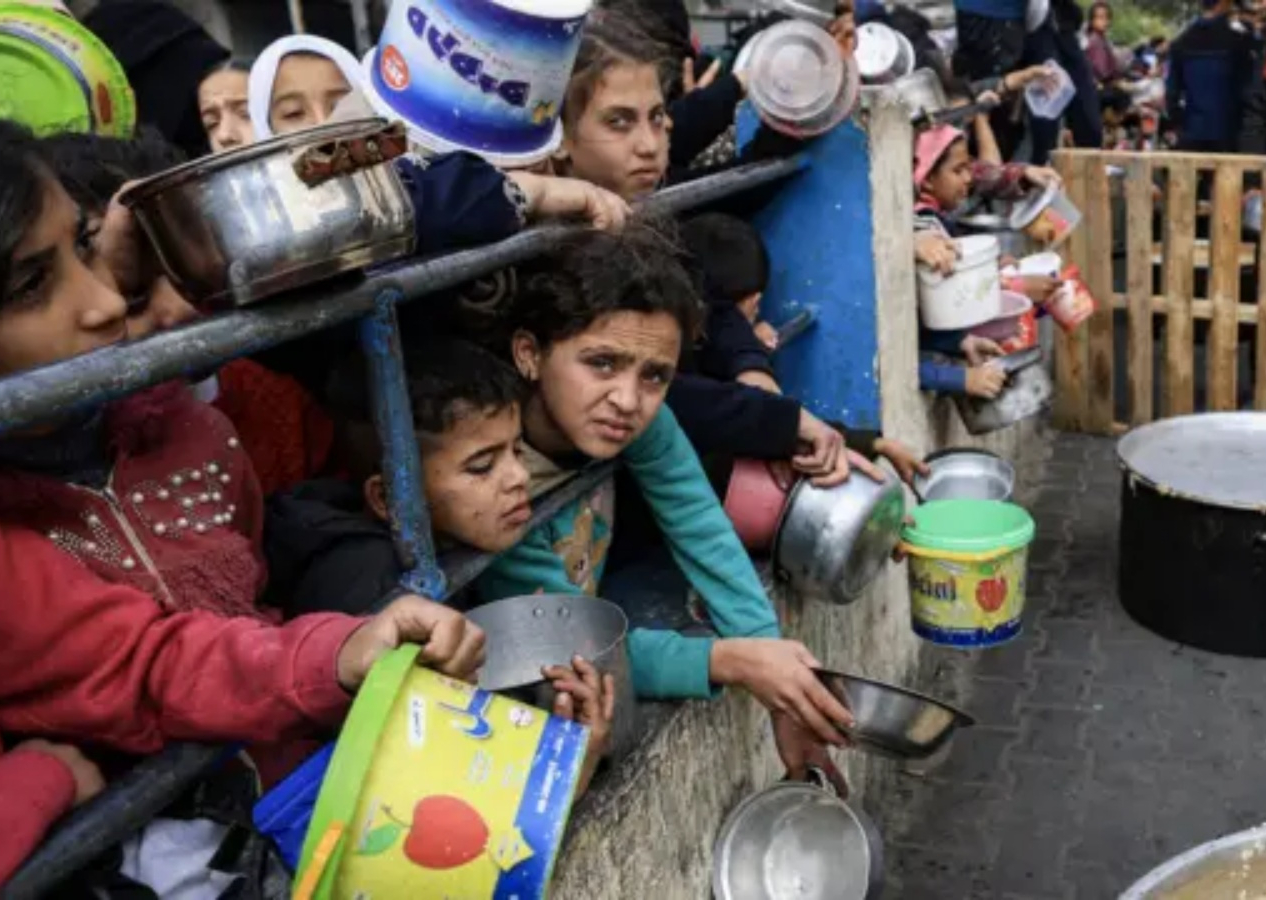 11 hafta sonra ilk yardım adımı! BAE ve İsrail anlaştı, 15 bin Gazzeliye gıda yardımı yolda