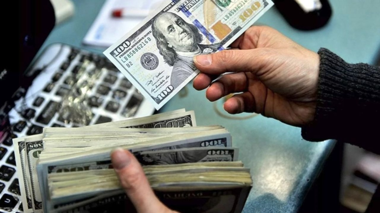 Dolardan kaçış eğilimi başladı! ABD'nin borç yükü ve mali belirsizlikler Bitcoin ve altını parlatıyor! ABD’de 3.8 trilyon dolarlık ek borç stresi