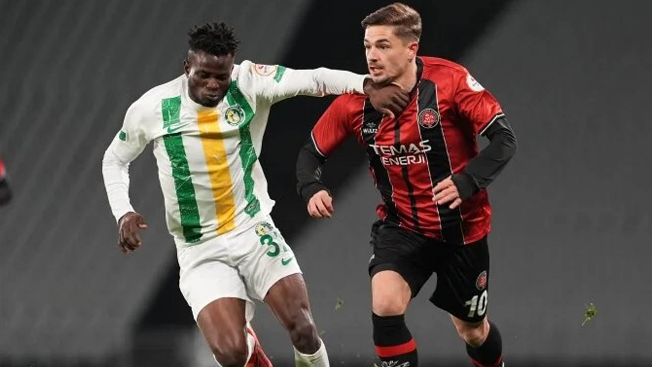 Uchenna Ogundu Fenerbahçe'ye transfer oldu mu? Resmi açıklama geldi