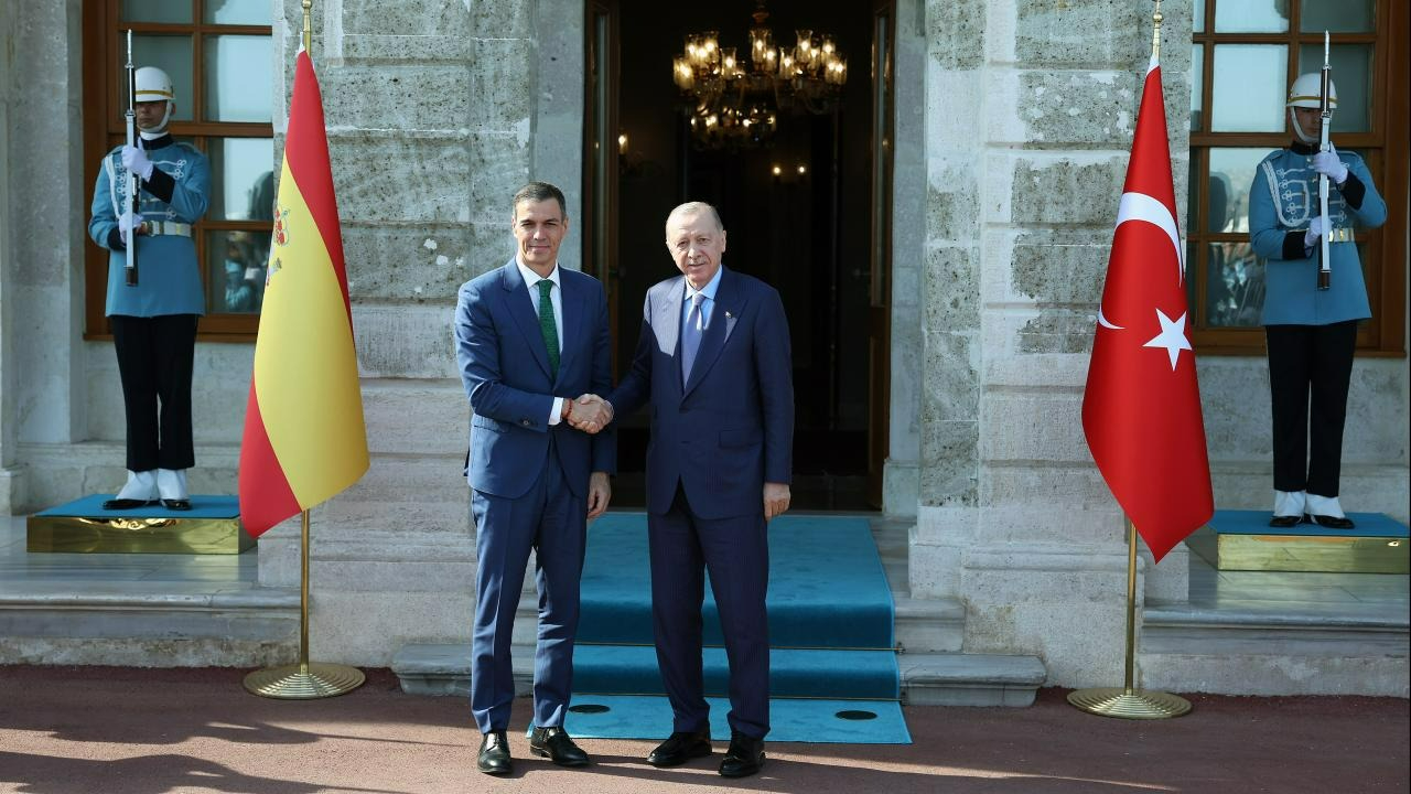 Dolmabahçe’de dev zirve! Erdoğan ve İspanya Başbakanı Sanchez’den sürpriz görüşme
