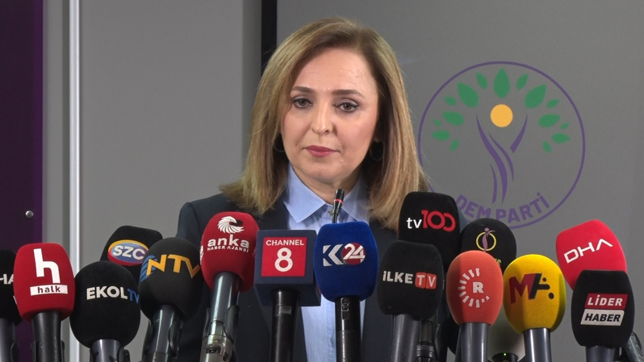 DEM Parti'den Bahçeli'nin komisyon önerisine ilk yanıt... Doğan: Geç bile kalmış bir inisiyatif