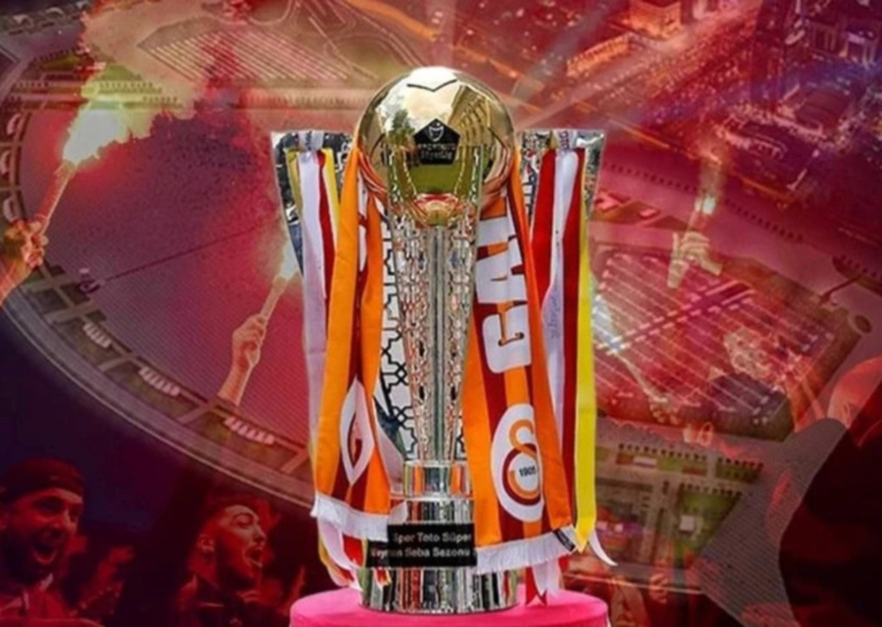 Galatasaray'da 5 yıldızlı şampiyonluk coşkuyla kutlandı!