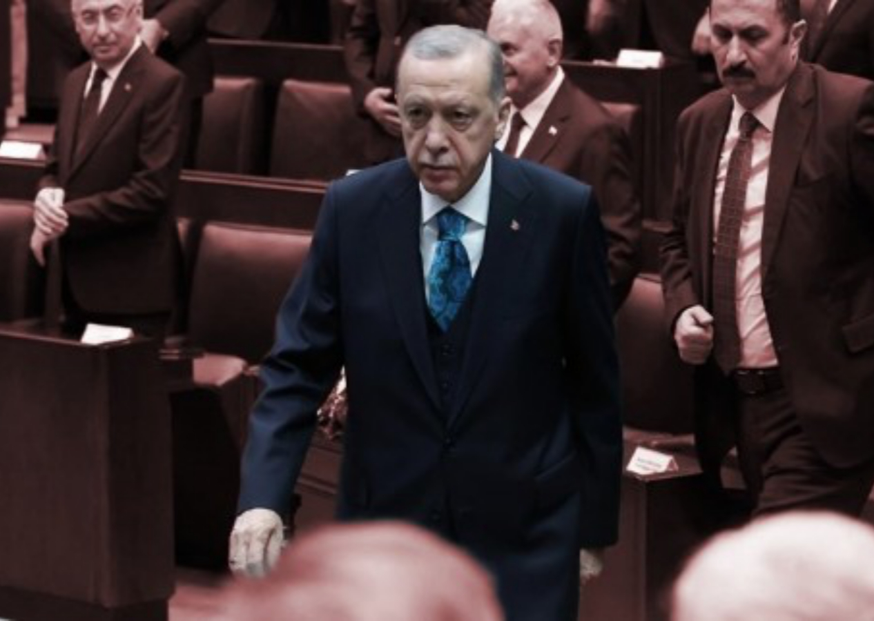 Yeni Anayasa için düğmeye basıldı!  Cumhurbaşkanı Erdoğan "10 arkadaşımızı görevlendirdim" demişti... Komisyondaki isimler belli oldu