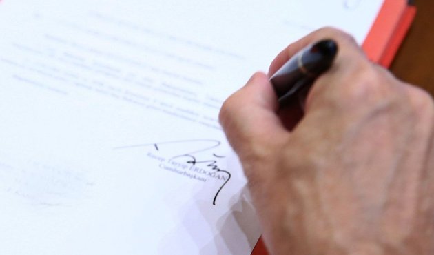 Belediye başkanlarından sonra sıra bürokraside