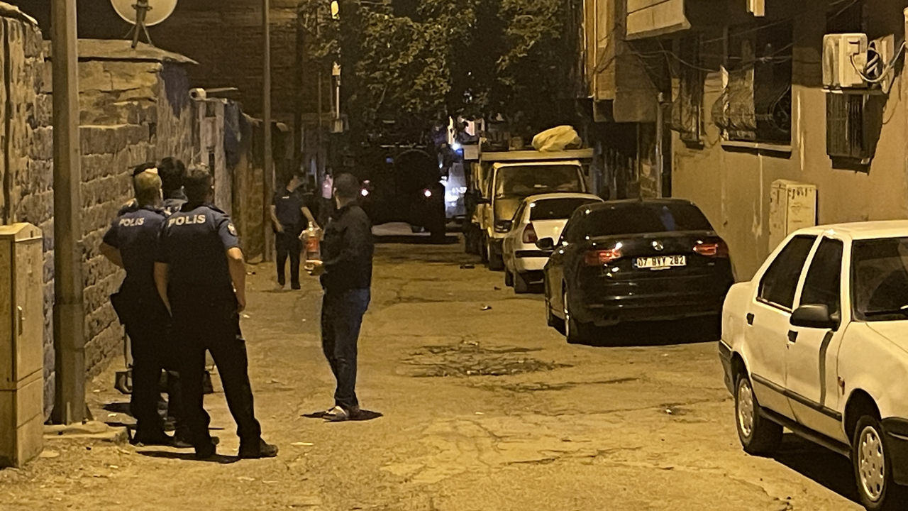 Şanlıurfa'da polise silahla ateş açmıştı! Zanlı saklandığı evde yakalandı...